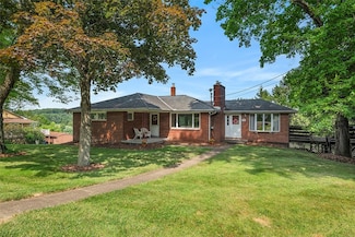 632 Sandy Hill Rd, Valencia, PA 16059