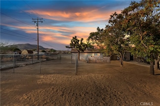 6374 Linda Lee Dr, Yucca Valley, CA 92284
