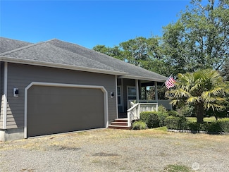 7200 Ortelius Dr, Ilwaco, WA 98624