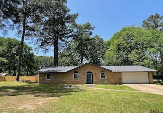 4054 Lakeshore Dr, Lone Star, TX 75668