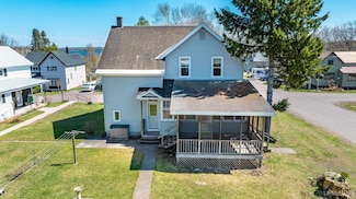51749 N Spruce St, Hubbell, MI 49934