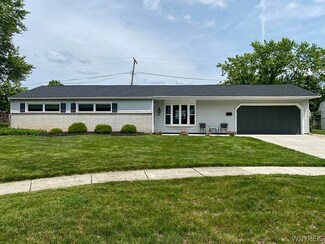 75 Bonita Dr, Depew, NY 14043