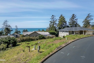155 Sea Crest Dr, Otter Rock, OR 97369