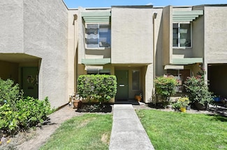2992 Yulupa Ave, Santa Rosa, CA 95405