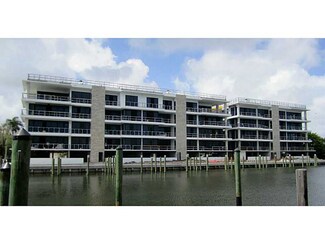 70 Hendricks Island Unit 201, Fort Lauderdale, FL 33301