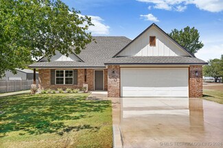 11980 N 194th Ave E, Collinsville, OK 74021