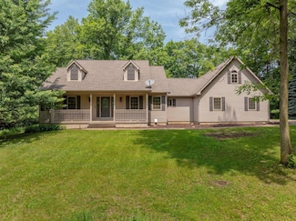 103 Woodland Springs Rd, Denver, IA 50622