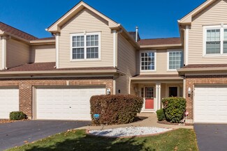 352 Gladstone Ln Unit 682, Elgin, IL 60120