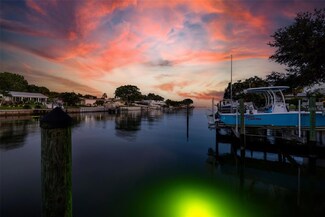 6698 29th St S, Saint Petersburg, FL 33712