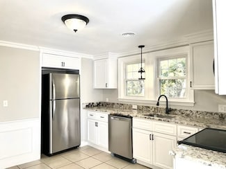 223 Pond St Unit 223A, Cohasset, MA 02025