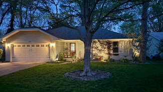 2018 S Dollison Ave, Springfield, MO 65807