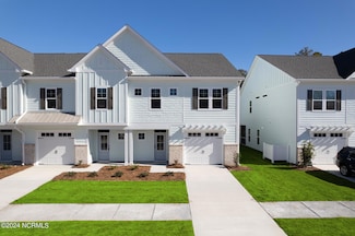 127 Freedom Park Rd, Beaufort, NC 28516