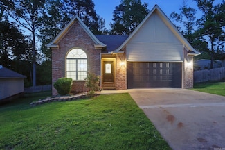 1108 J Cove W, Benton, AR 72019