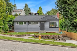 4130 Palatine Ave N, Seattle, WA 98103