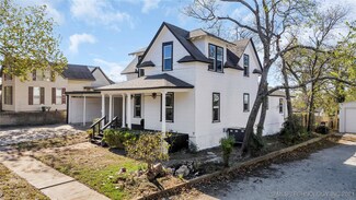 1214 E 2nd St, Sulphur, OK 73086