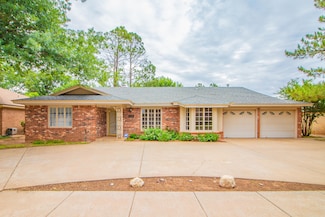 5720 71st St, Lubbock, TX 79424