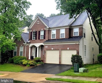 8411 Whitehaven Ct, Lorton, VA 22079