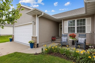 1600 Hunters Creek Way Unit 1600, Marion, IA 52302