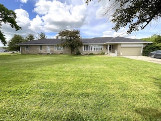 851 E Franklin St, Spencer, IN 47460