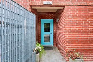 829 W Daggett Ave Unit H, Fort Worth, TX 76104