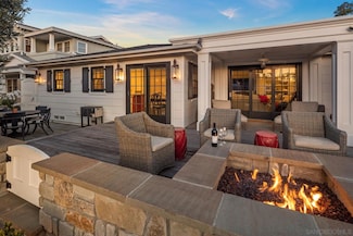 501 8th St, Coronado, CA 92118