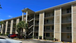 4898 NW 29th Ct Unit 210, Lauderdale Lakes, FL 33313