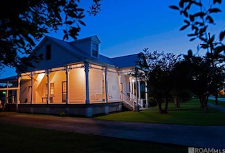 1228 Mississippi St, Donaldsonville, LA 70346