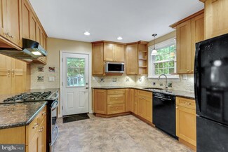 406 Yale Ave, Swarthmore, PA 19081