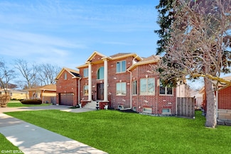 6909 Beckwith Rd, Morton Grove, IL 60053