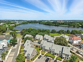 109 Governor Winthrop Rd Unit 4C, Somerville, MA 02145