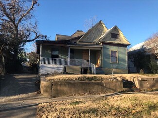 1513 Denver Ave, Fort Worth, TX 76164