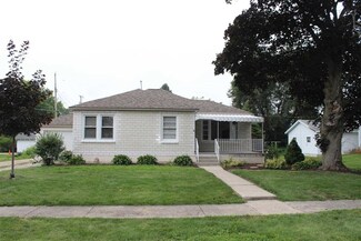 202 E 1st St, Fowler, IN 47944