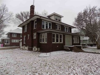 501 W Market St, Nappanee, IN 46550