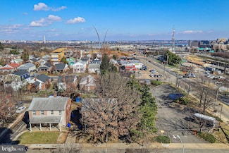 925 S Orme St, Arlington, VA 22204