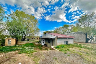 548 Camino Del Medio, Taos, NM 87571
