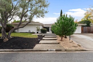 20412 Chalet Ln, Saratoga, CA 95070