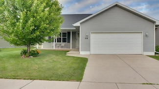 814 N 6th Ave, Sturgeon Bay, WI 54235