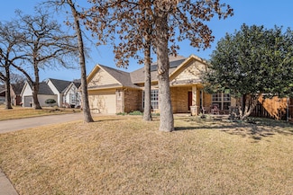 813 Royal Oak Ln, Burleson, TX 76028
