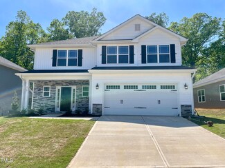 415 Callaway St, Sanford, NC 27330