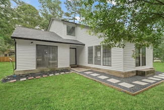 18009 Split Oak Cir, New Caney, TX 77357