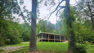 47 Blue Berry Rd, Pikeville, TN 37367