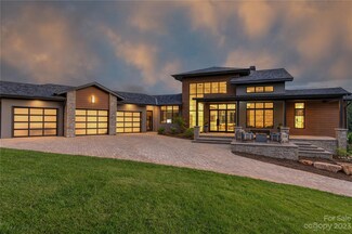 34 Walnut Valley Pkwy, Arden, NC 28704