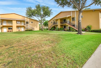 6053 10th 140 Ave N Unit 140, Green Acres, FL 33463