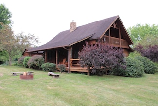 35 White Rd, Nelsonville, OH 45764
