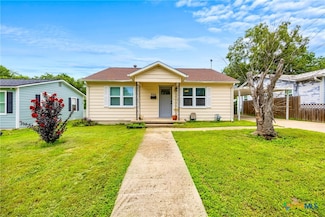 906 S 39th St, Temple, TX 76504