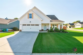 2888 Oak Springs Dr, Statham, GA 30666