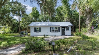 1701 Wapalaw St, Palatka, FL 32177