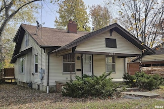 203 S Orchard Dr, Carbondale, IL 62901