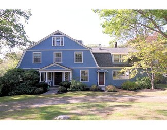 22 Magnolia Ave, Gloucester, MA 01930