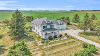 2075 N St Rte 115, Thawville, IL 60968